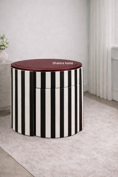 تسريحة مكياج دائرية فاخرة مع كرسي – تصميم مخطط أبيض وأسود | Ghalora